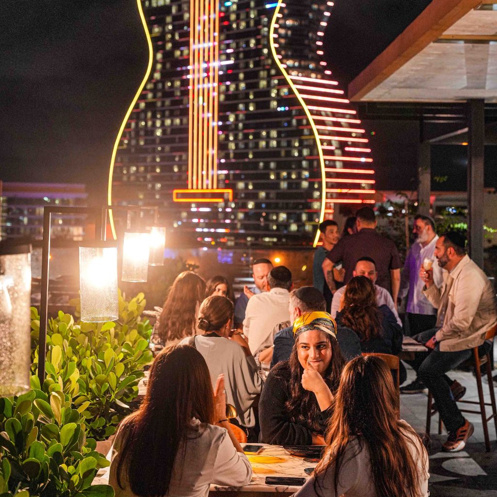 Rooftop Bars Hollywood: The Ultimate Experience at G7 Rooftop